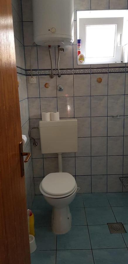 Srecko Apartman Rogoznica  Esterno foto