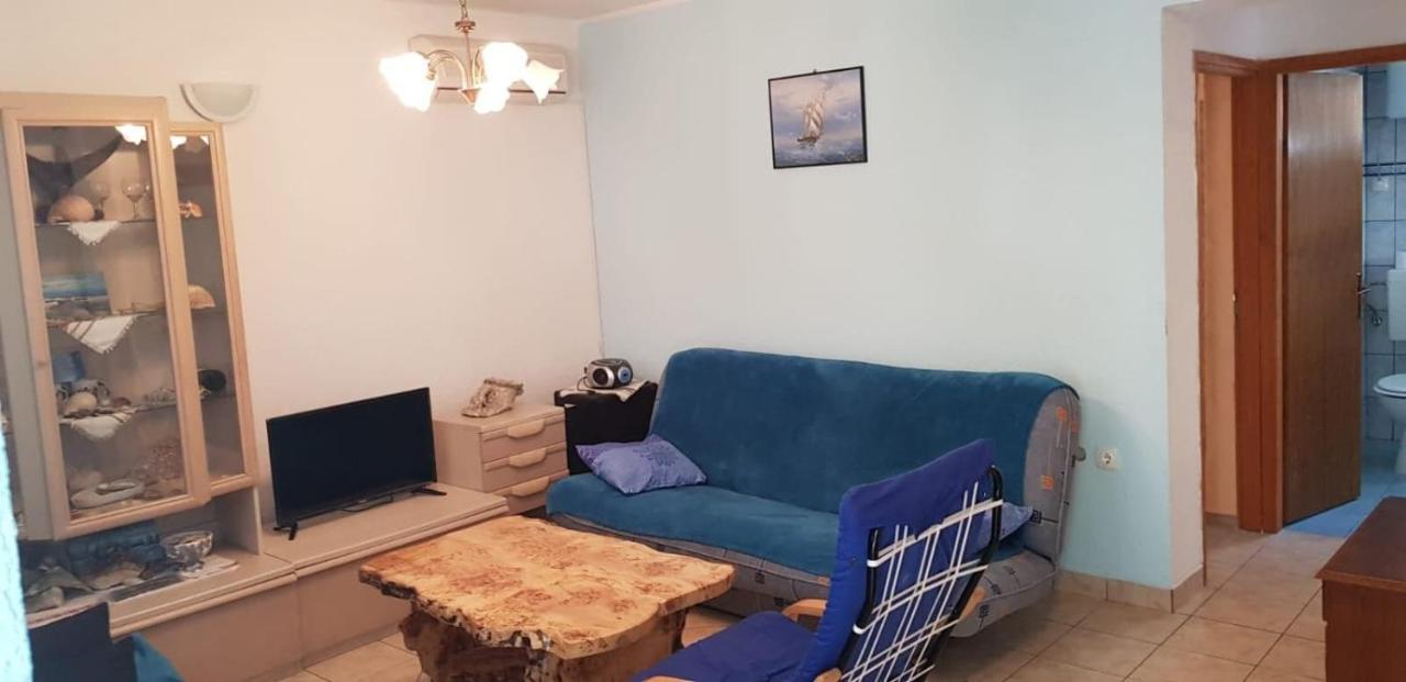 Srecko Apartman Rogoznica  Esterno foto